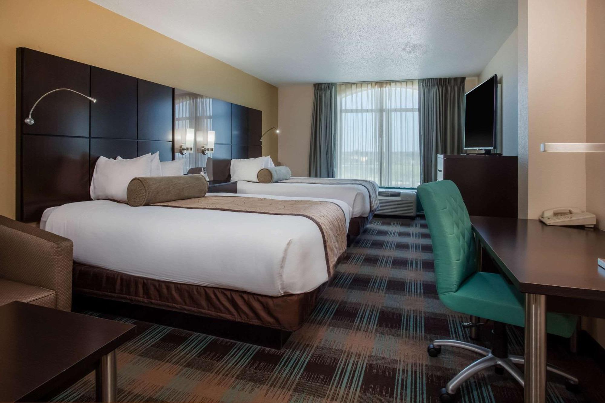Wingate By Wyndham - Orlando International Airport- Free Hot Breakfast Hotel Exterior photo