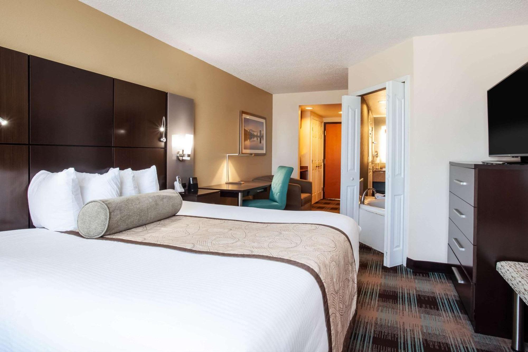 Wingate By Wyndham - Orlando International Airport- Free Hot Breakfast Hotel Exterior photo
