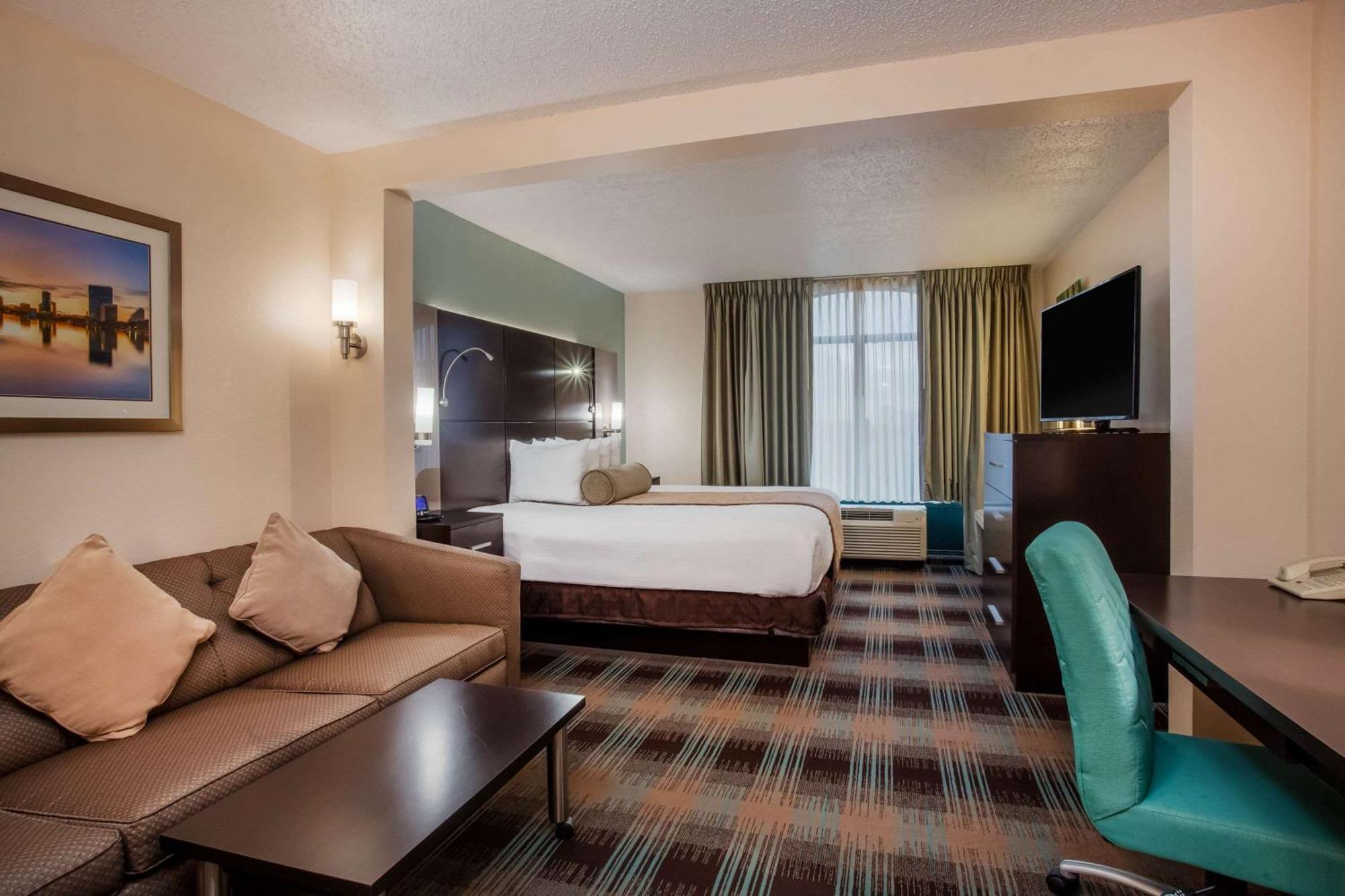Wingate By Wyndham - Orlando International Airport- Free Hot Breakfast Hotel Exterior photo